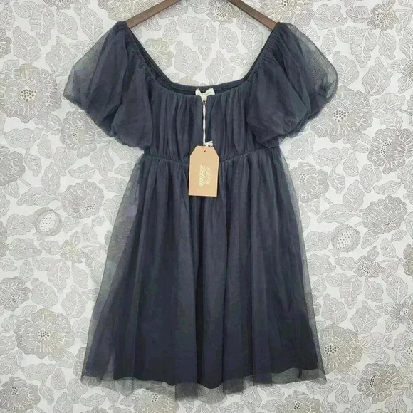 NWT Anthropologie Listicle Womens Off-Shoulder Puff Sleeve Mini Dress L - Picture 1 of 7